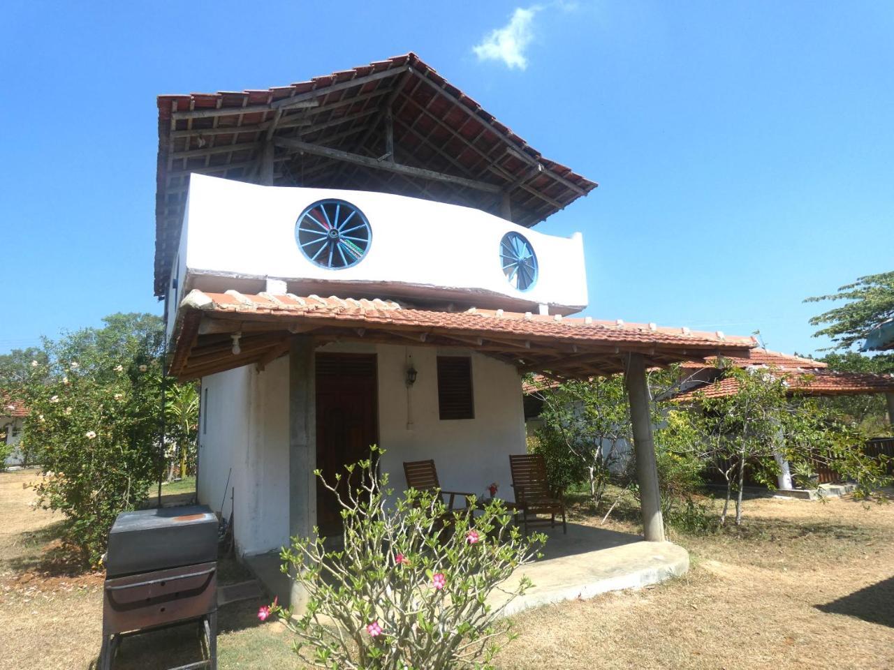 Sunshine Cafe Apartment Tangalle Exterior photo